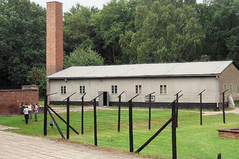Gaskammer und Krematorium des KZ Stutthof.