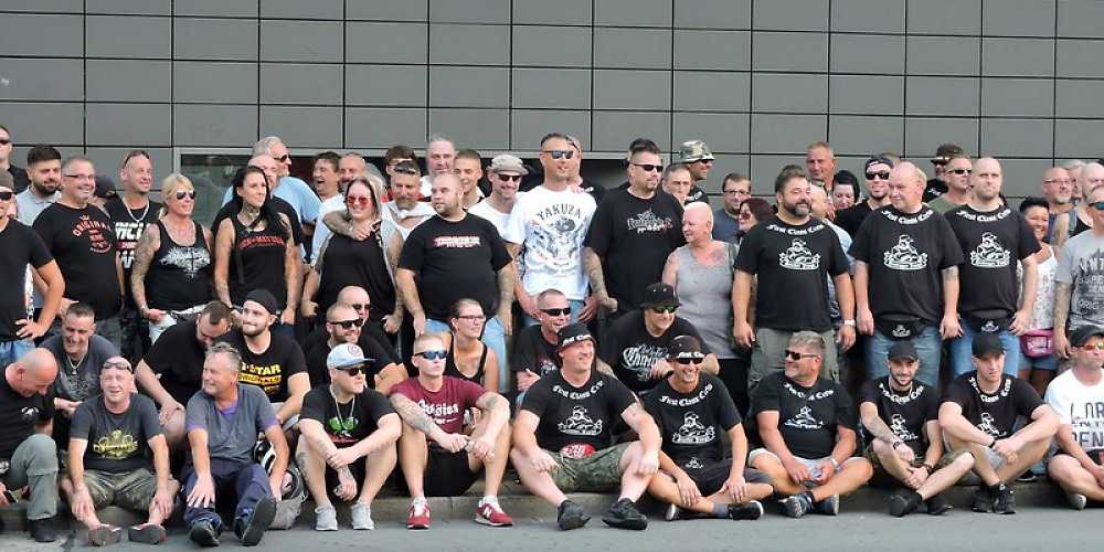 Die „Bürgerwehr“ zum Gruppenfoto am 27.08.2019 in Herne.