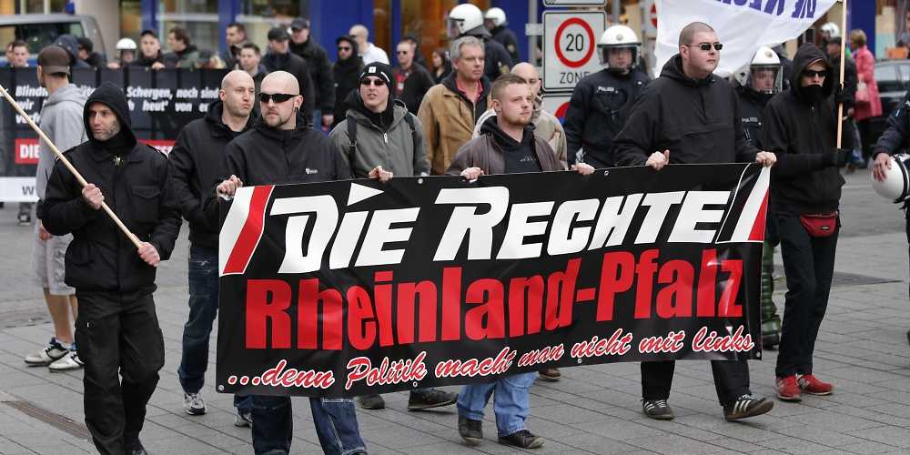 Überschaubar: der Landesverband Rheinland-Pfalz von „Die Rechte“ am 15. März in Koblenz